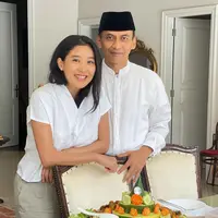 Olivia Zalianty dan keluarga (instagram/oliviazalianty)