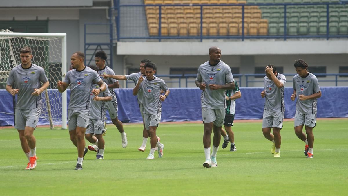Tyronne del Pino Tak Sabar Tampil Ketika Persib Bertandang ke Markas Persija: Bermain dengan Mentalitas yang Dingin