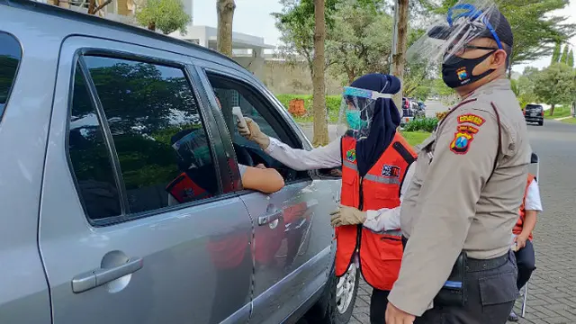 Ribuan Kendaraan Tidak Lolos Pemeriksaan Pos Pengamanan PSBB di Malang
