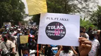 Aparat Berjaga di Gerbang Tol Banten Antisipasi Pergerakan Massa ke Jakarta