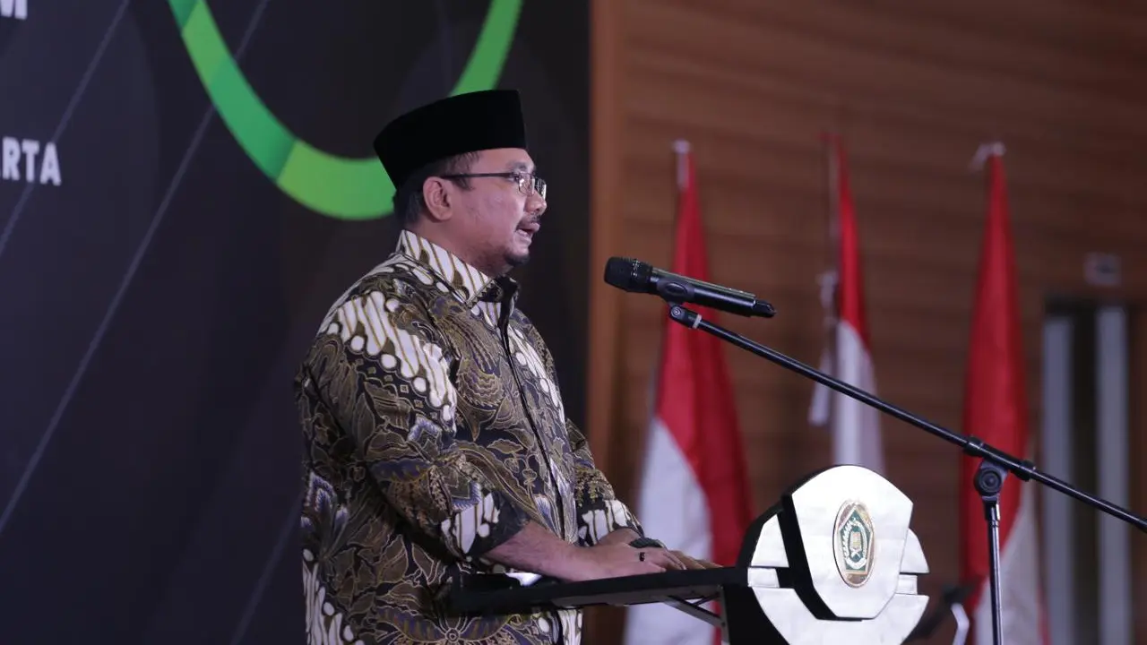 Menteri Agama (Menag) Yaqut Cholil Qoumas membuka Bimtek Terintegrasi Kemenkes PPIH Arab Saudi 2023.