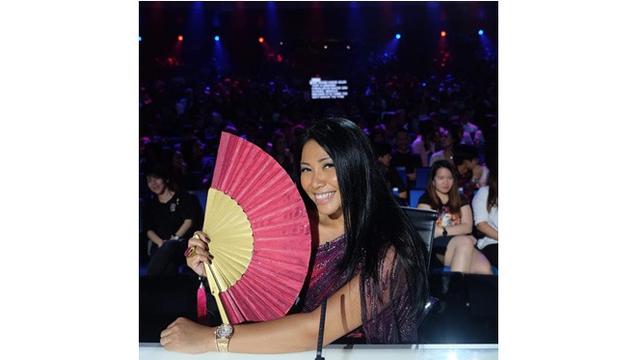 5 Potret Anggung C Sasmi yang Kini Berusia 45 Tahun, Awet Muda