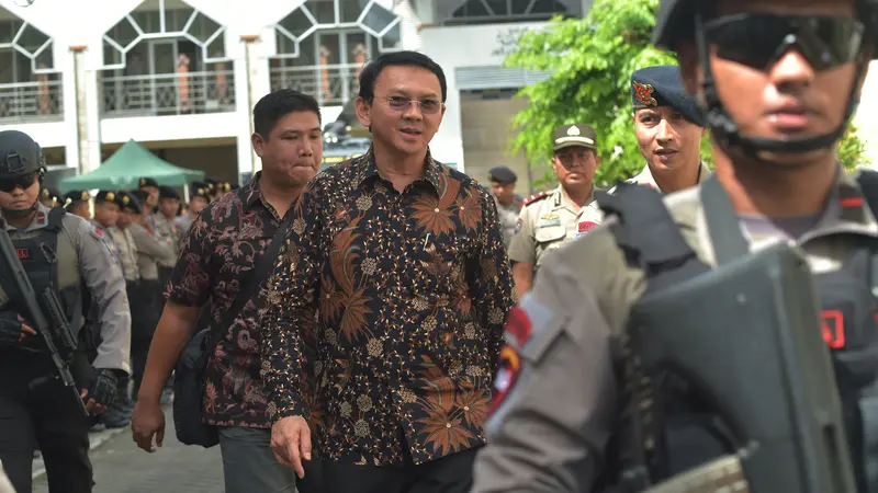 20161220-Usai Sidang, Ahok Tinggalkan PN Jakarta Utara-Jakarta