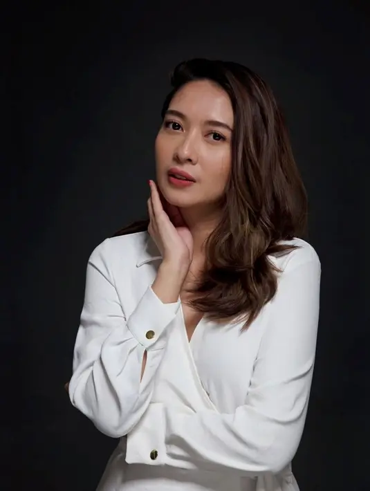 Baik Ariel maupun Marchella FP sendiri tak pernah mengumbar kedekatan mereka di media sosial. Awal mula dan pertemuan keduanya juga tak banyak diketahui publik sebelumnya. (FOTO: instagram.com/marchellafp)