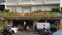 Toko Kue Anis 2 salah satu toko kue di Cirebon yang rak penginjung menjelang lebaran. Foto (Istomewa)