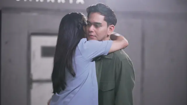 Sinetron Di Antara Dua Cinta
