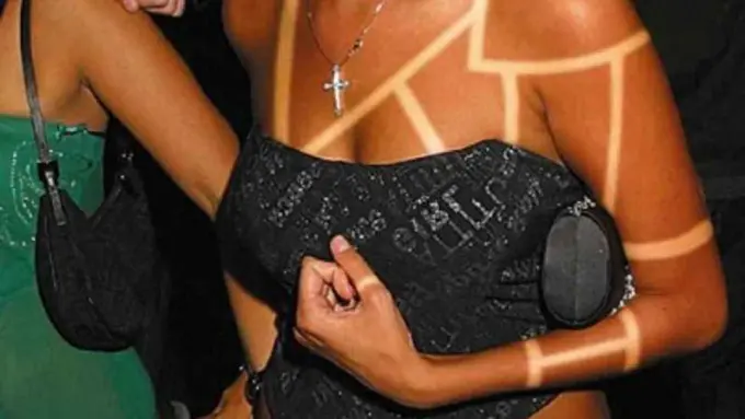 15 Tato Unik Tanpa Tinta, Melainkan Sinar Matahari