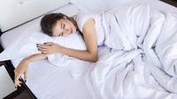 Ilustrasi perempuan tidur, bermimpi. (Photo created by diana.grytsku on www.freepik.com)