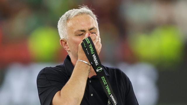 Air Mata Jose Mourinho Usai Cetak Sejarah Bersama AS Roma