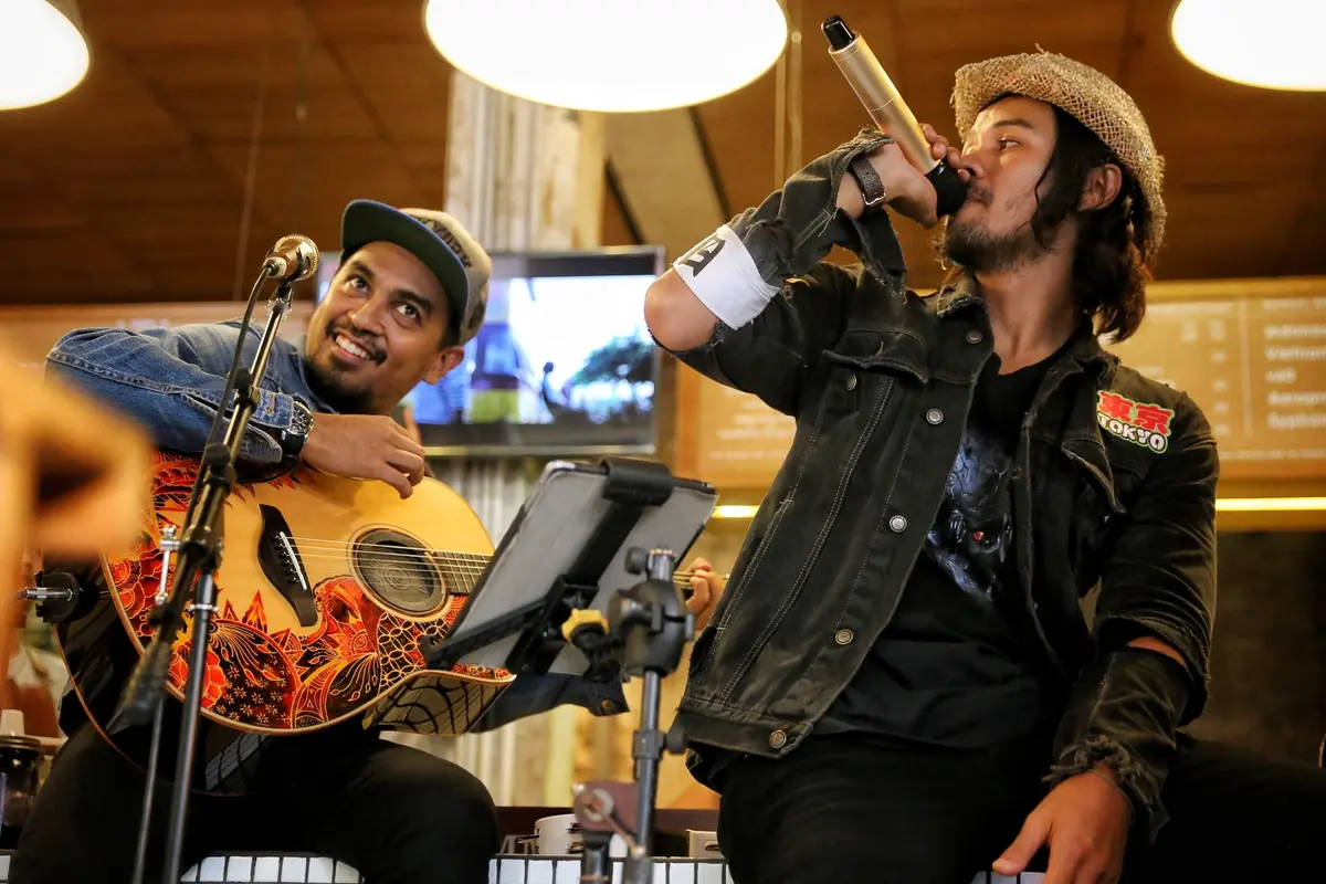 [Bintang] Chicco Jerikho dan Rio Dewanto