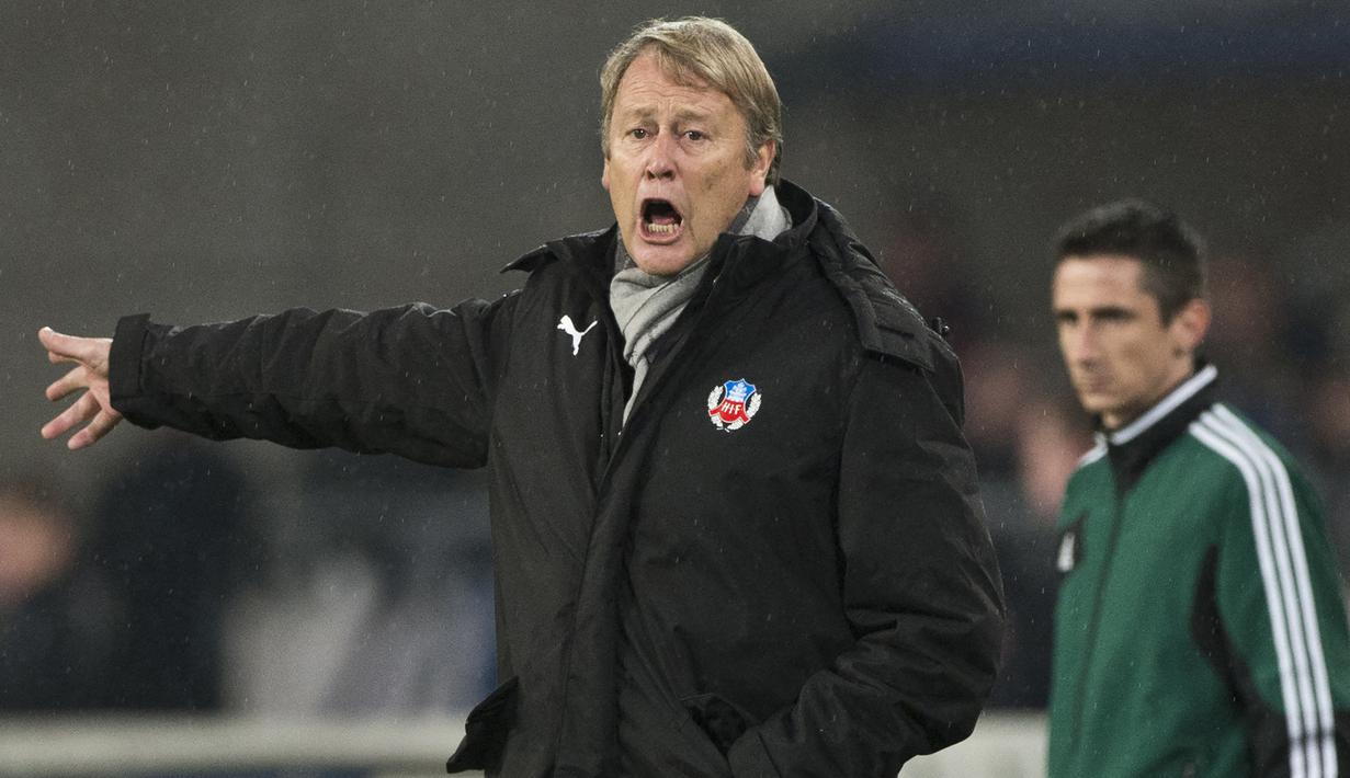 Age Hareide. Pesepak bola yang kini berusia 68 tahun dan pensiun pada Desember 1987 bersama Molde ini pernah memperkuat Manchester City selama 1,5 musim pada 1981/1982 dan 1982/1983. Saat itu kasta tertinggi di Liga Inggris masih bernama Divisi Pertama sebagai cikal bakal Premier League. Eks pelatih Rosenborg ini total tampil dalam 24 laga bersama Man City. (AFP/John MacDougall)