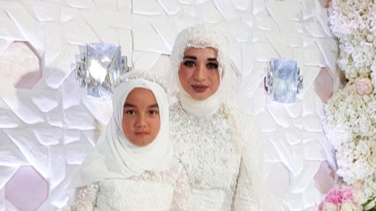 Serba Putih, Laudya Cynthia Bella Terlihat Anggun saat Hari Pernikahan
