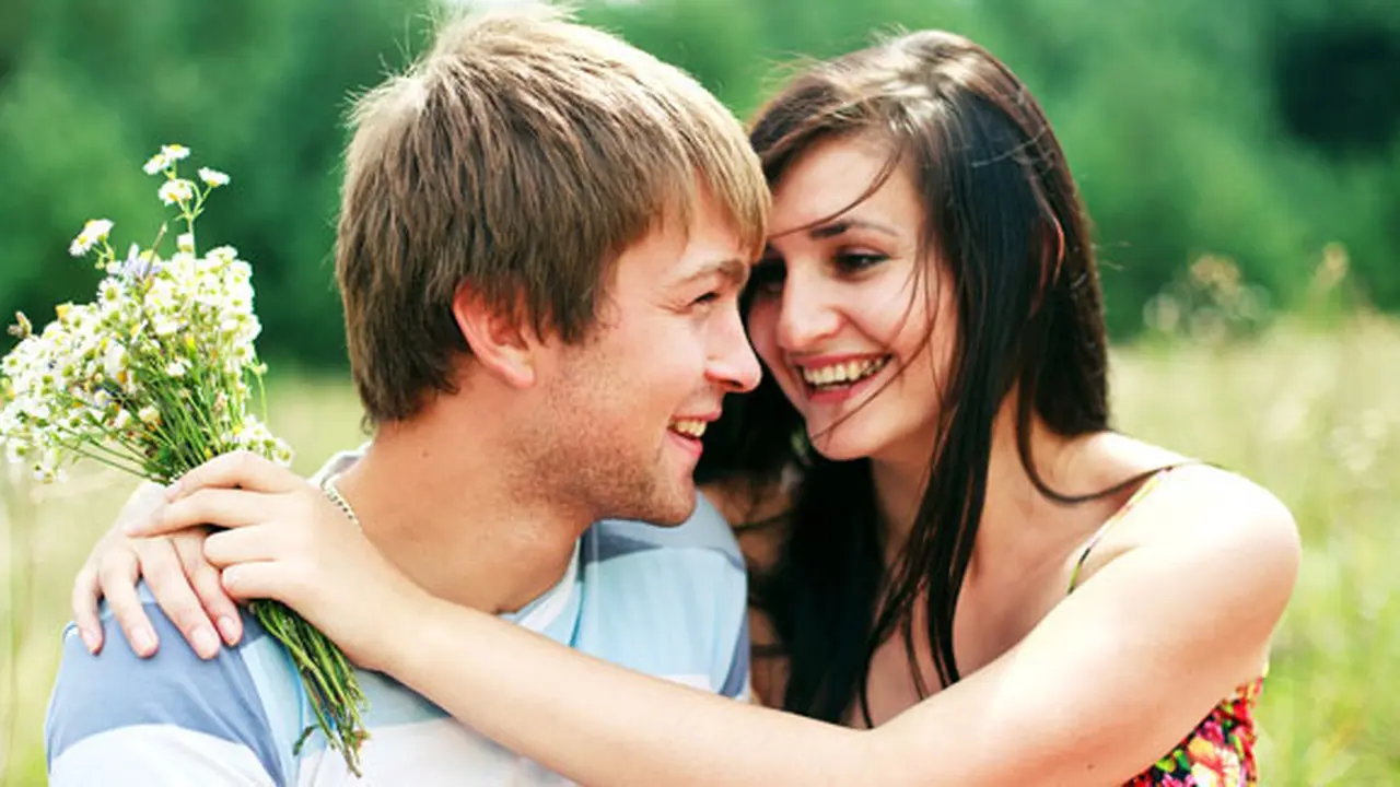 (C) shutterstock