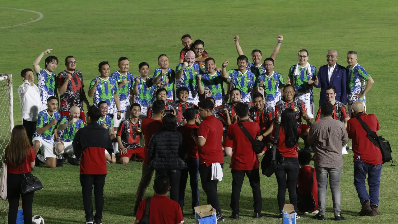 Foto: Melihat Duet Presiden FIFA dan Ketum PSSI Saat Fun Football, Sama-sama Cetak Gol