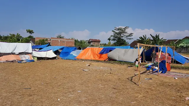 Prihatin Bencana Gempa Lombok, Shopee Berikan Donasi Kepada Pengungsi melalui ACT