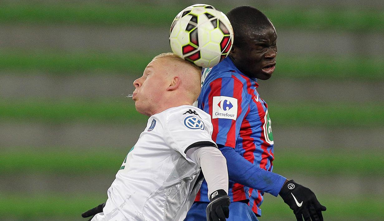 Pindah dari US Boulogne, N’Golo Kante melanjutkan karier dengan bergabung bersama SM Caen. Selama dua musim di SM Caen, pria 25 tahun itu menorehkan 75 kali penampilan. (AFP/Charly Triballeau)