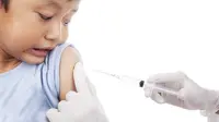Tips Membujuk Anak yang Takut Vaksin