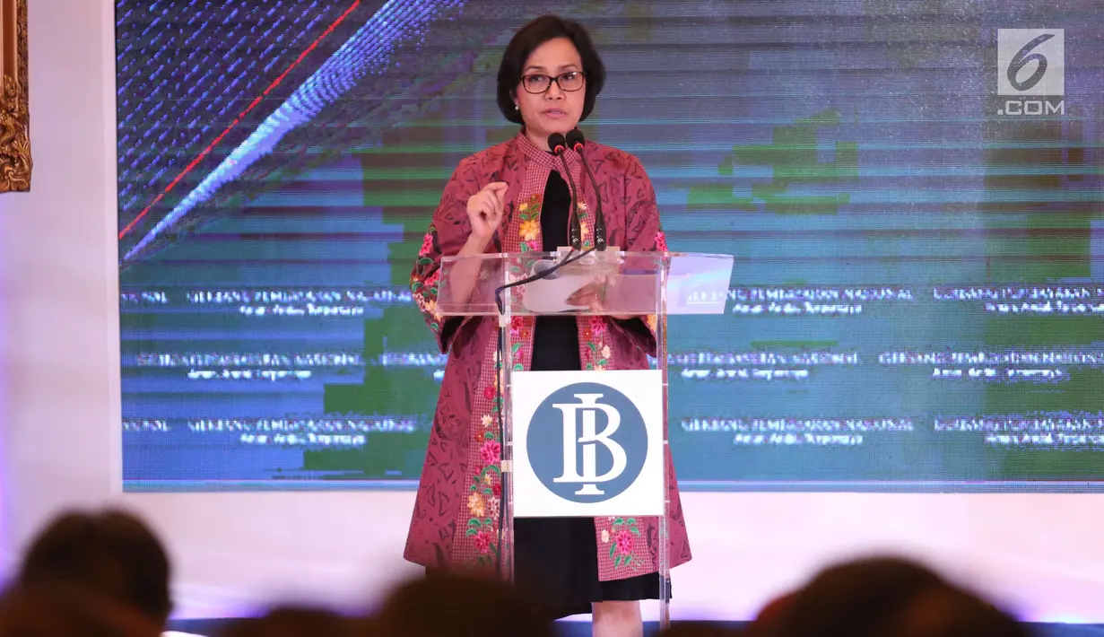 Menkeu Sri Mulyani memberi sambutan dalam acara launching Gerbang Pembayaran Nasional (GPN) di Gedung BI, Jakarta, Senin (4/12). Bank Indonesia (BI) meresmikan GPN sebagai sistem pembayaran yang terintegrasi di Indonesia. (Liputan6.com/Angga Yuniar)