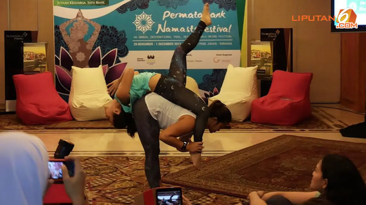 yoga-health-131129b.jpg