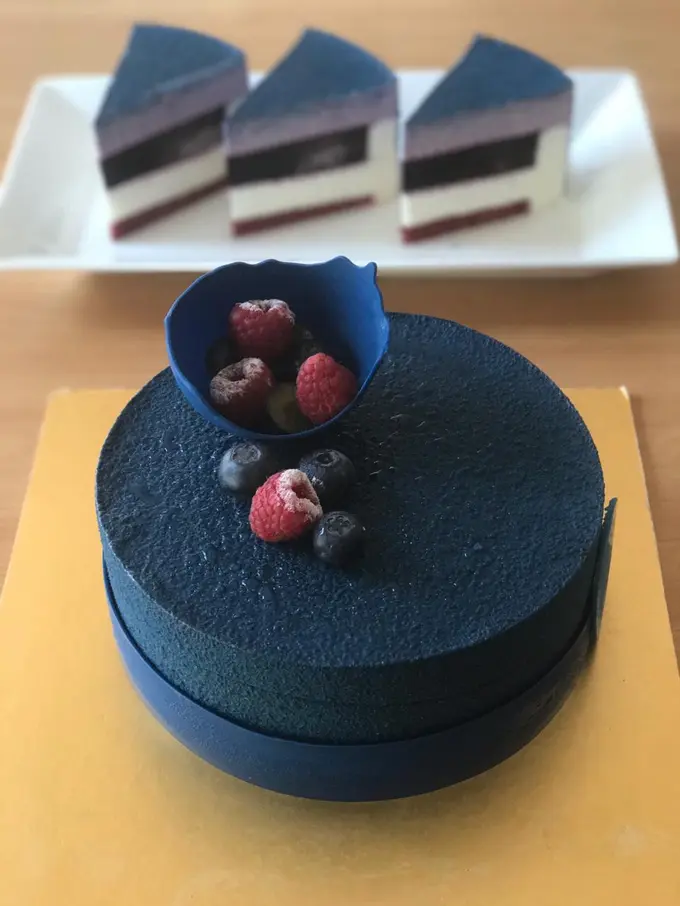 Fantastic Blueberry Mousse Cake, Kue Unik Sebagai Teman Minum Teh