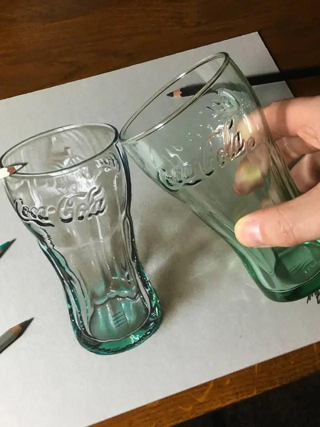 Mirip dengan Benda Asli, Seniman Ini Ciptakan 7 Ilusi Optik dengan Lukisan 3D