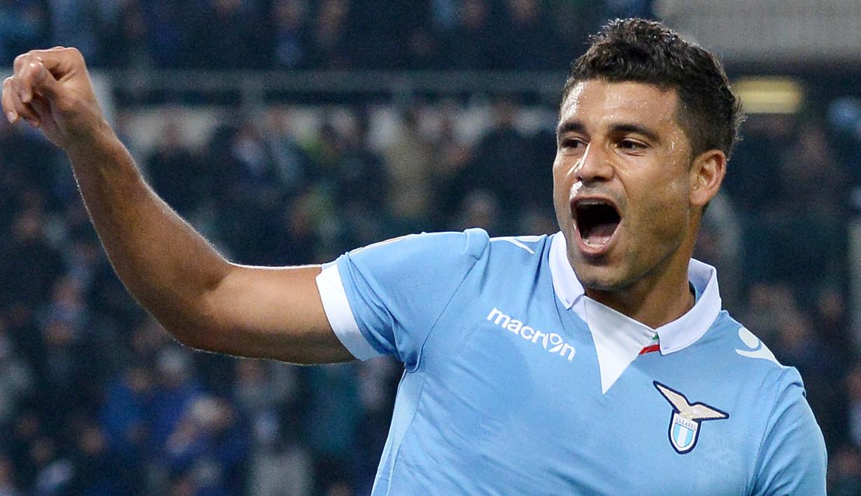 Namun Ederson bisa berbesar hati karena sekitar 97 persen pasien penderita kanker tersebut bisa disembuhkan setelah melewati penanganan medis yang mungkin melibatkan operasi, kemoterapi, dan radioterapi. (AFP/Tiziana Fabi)