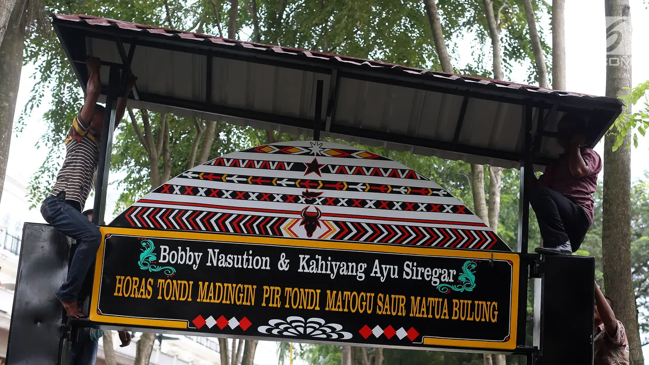Jelang puncak acara adat Bobby-Kahiyang