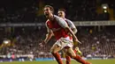 Ekspresi pemain Arsenal, Mathieu Flamini, setelah mencetak gol ke dua ke gawang Tottenham Hotspur dalam laga putaran ketiga Piala Liga Inggris di Stadion White Hart Lane, Inggris, Kamis (24/9/2015) dini hari WIB. (Reuters/Toby Melville)