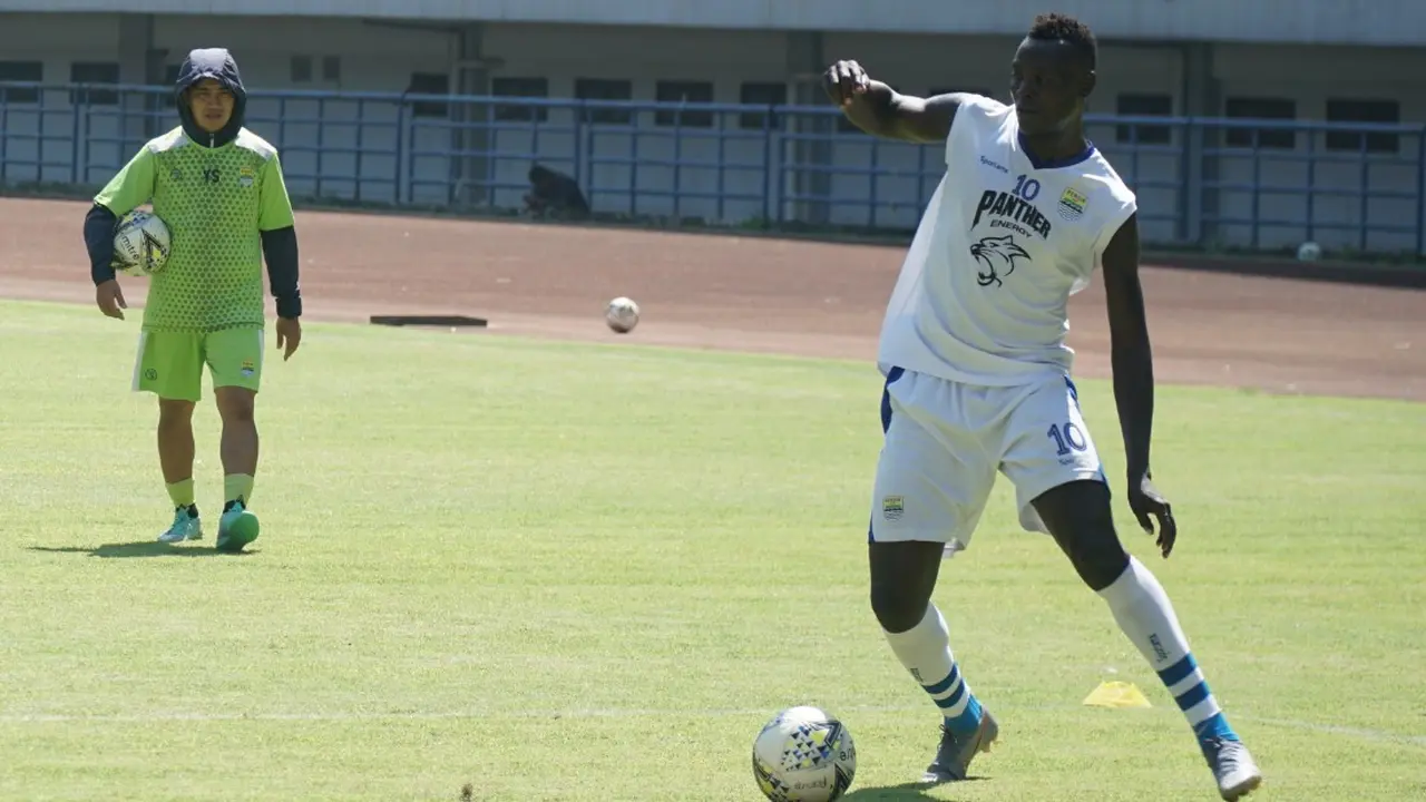 Ezechiel N'Douassel