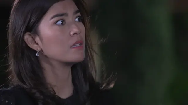 Di Antara Dua Cinta