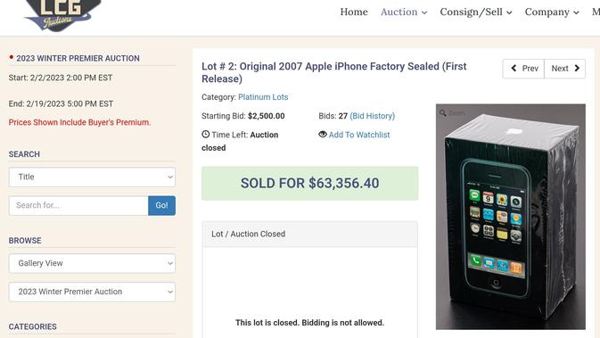 <p>iPhone generasi pertama terjual dalam lelang seharga hampir Rp 1 miliar (Foto: laman rumah lelang LCG Autions).</p>