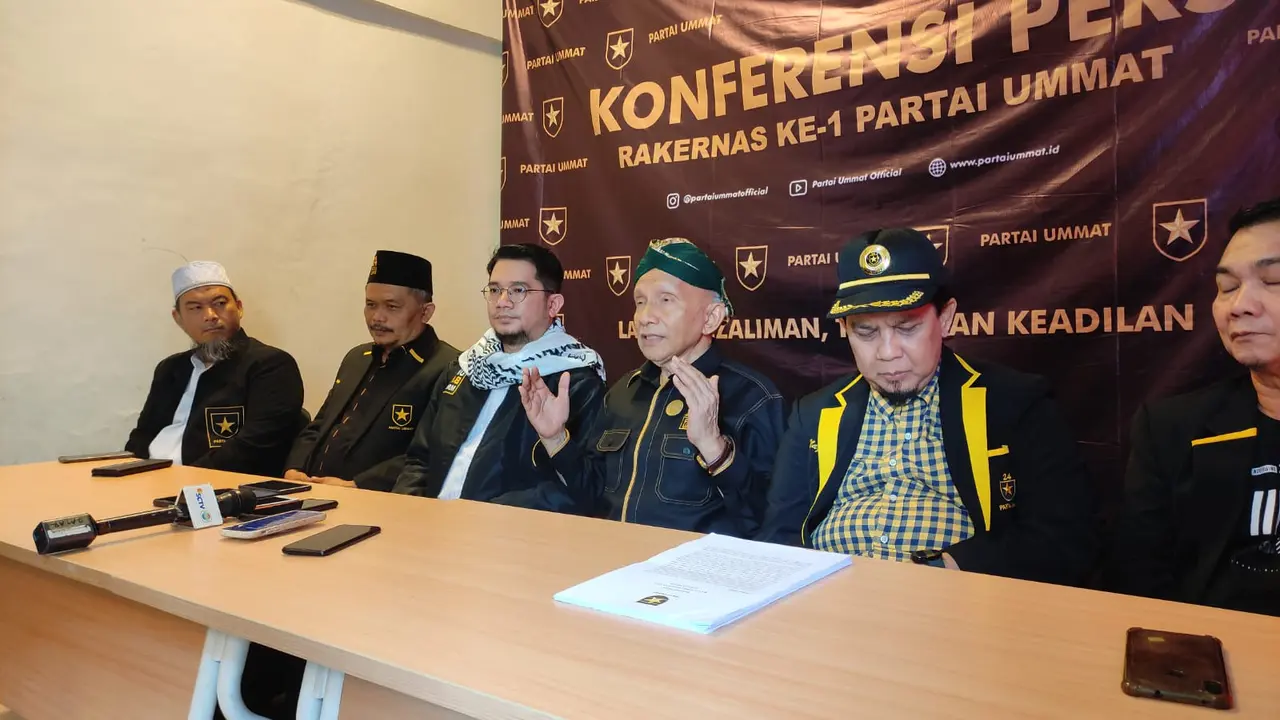 Ketua Majelis Syuro Partai Ummat, Amien Rais saat Konferensi Pers Rakernas Ke-1 Partai Ummat.