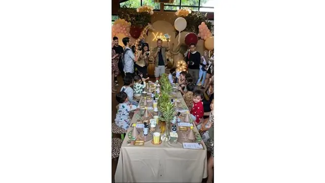 Pesta perayaan ulang tahun Xabiru juga dihadiri oleh anak-anak selebgram.