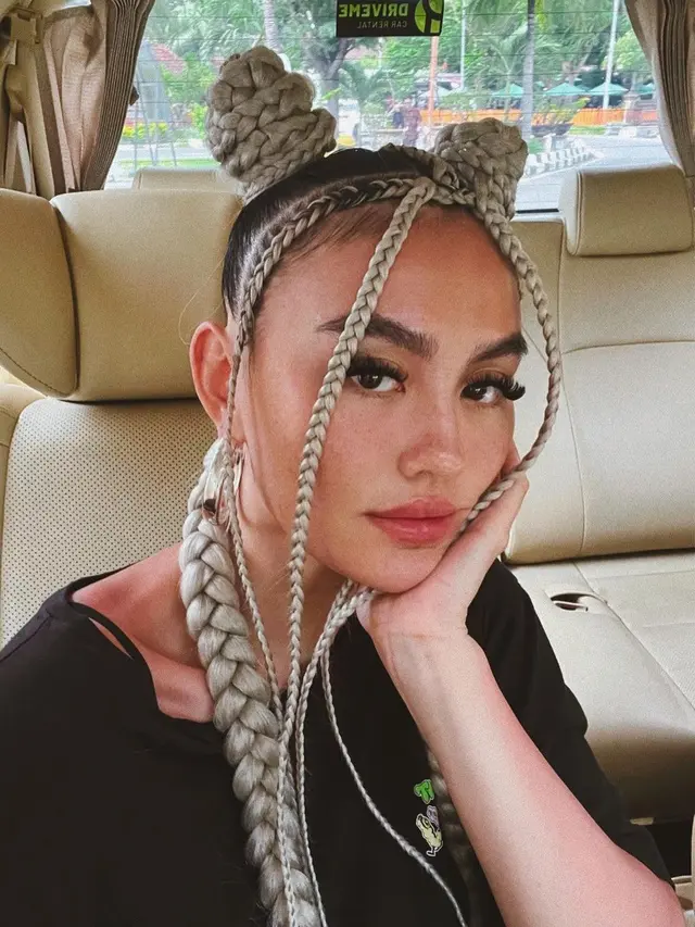 Potret Agnez Mo liburan di Bali (Foto: Instagram agnezmo)