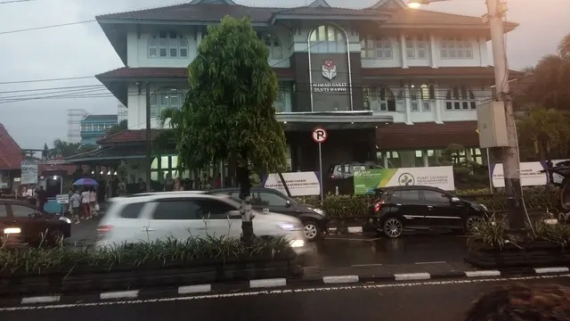 2 Korban Penyerangan Gereja Santa Lidwina Masih Dirawat di ICU