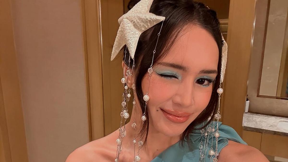 6 Potret Beby Tsabina Jadi Model Koleksi Brand Lokal, Tampil Menawan bak Underwater Princess