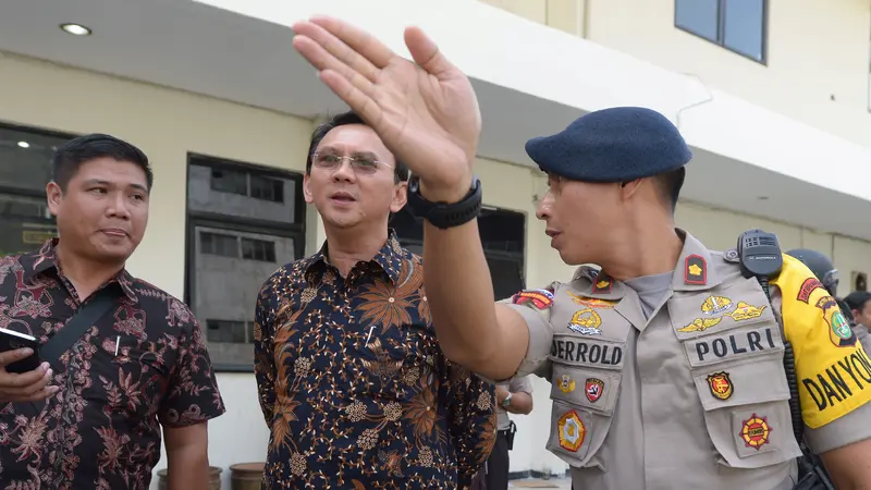 20161220-Usai Sidang, Ahok Tinggalkan PN Jakarta Utara-Jakarta