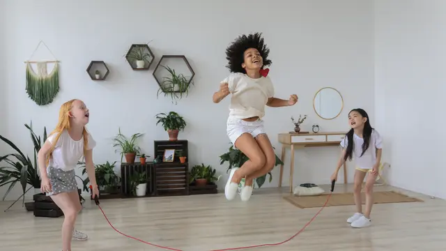 4 Macam Olahraga di Rumah untuk Menjaga Kebugaran Tubuh