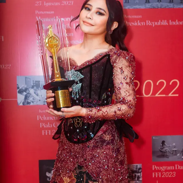 Potret Penampilan 6 Artis Peraih Piala Citra FFI 2023, Banjir Apresiasi Rekan Seleb