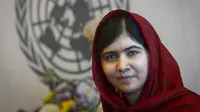 Malala berpose di markas PBB. (Reuters)