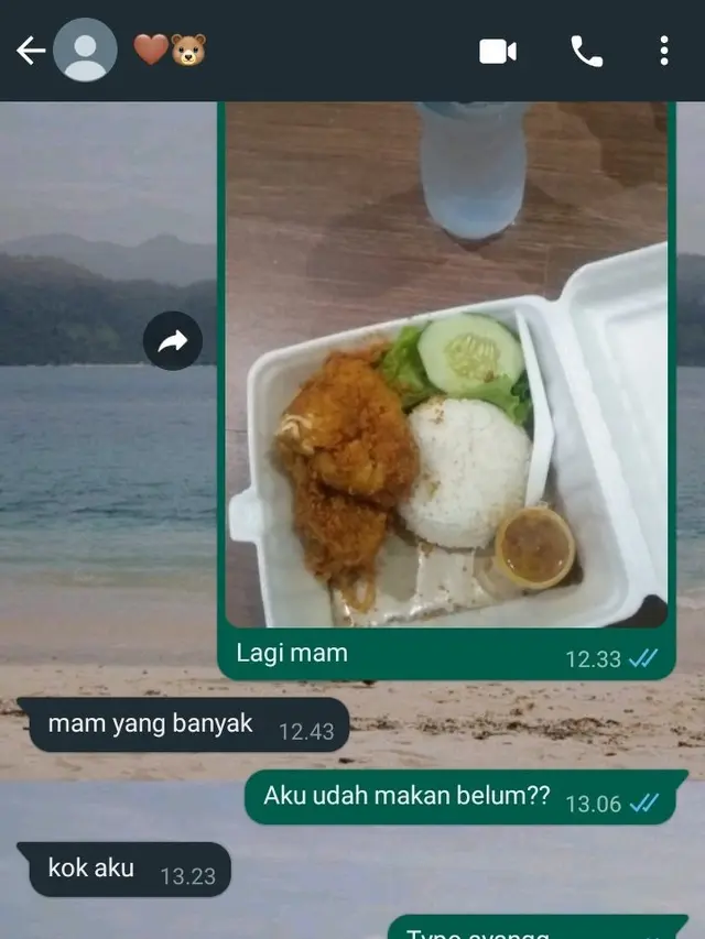 Bikin Salah Paham, 7 Chat Typo dari Netizen Ini Bikin Tepuk Jidat
