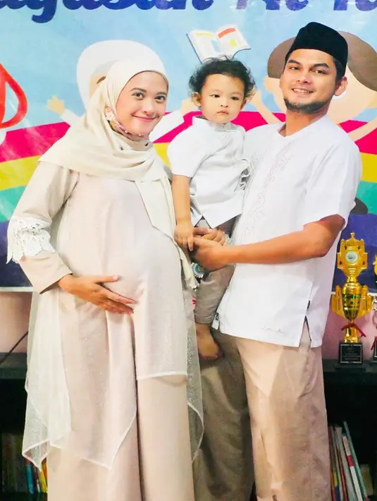 Adhitya Putri istri Ridwan Ghany (Instagram/adhityaputri)