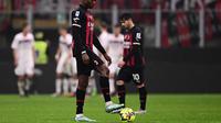 Pemain AC Milan tertunduk lesu saat gagal kalahkan Salernitana (AFP)