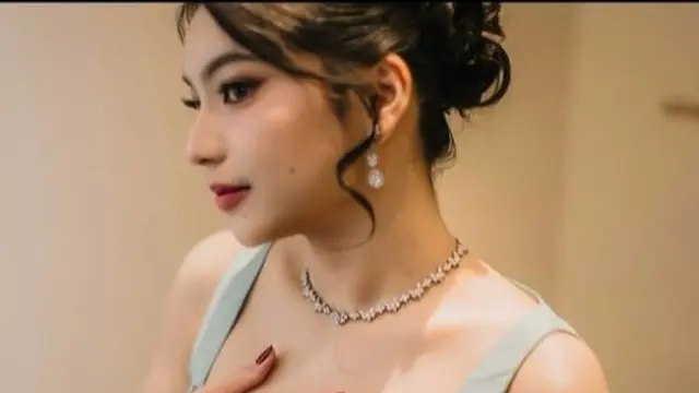 Pesona Shania Gracia JKT48 Hadir di Gala Premier Hidup Ini Terlalu Banyak Kamu. [@jkt48gracia]