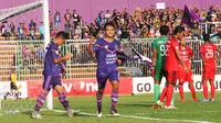PSGC Ciamis menghajar Persijap Jepara, empat gol tanpa balas di Stadion Galuh, Ciamis, Rabu (12/9/2017). (Bola.com/Ronald Seger)