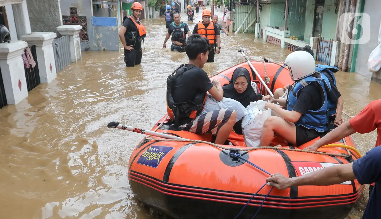 Kesiapan posko guna memastikan bantuan segera diterima oleh warga yang membutuhkan. (Liputan6.com/Herman Zakharia)