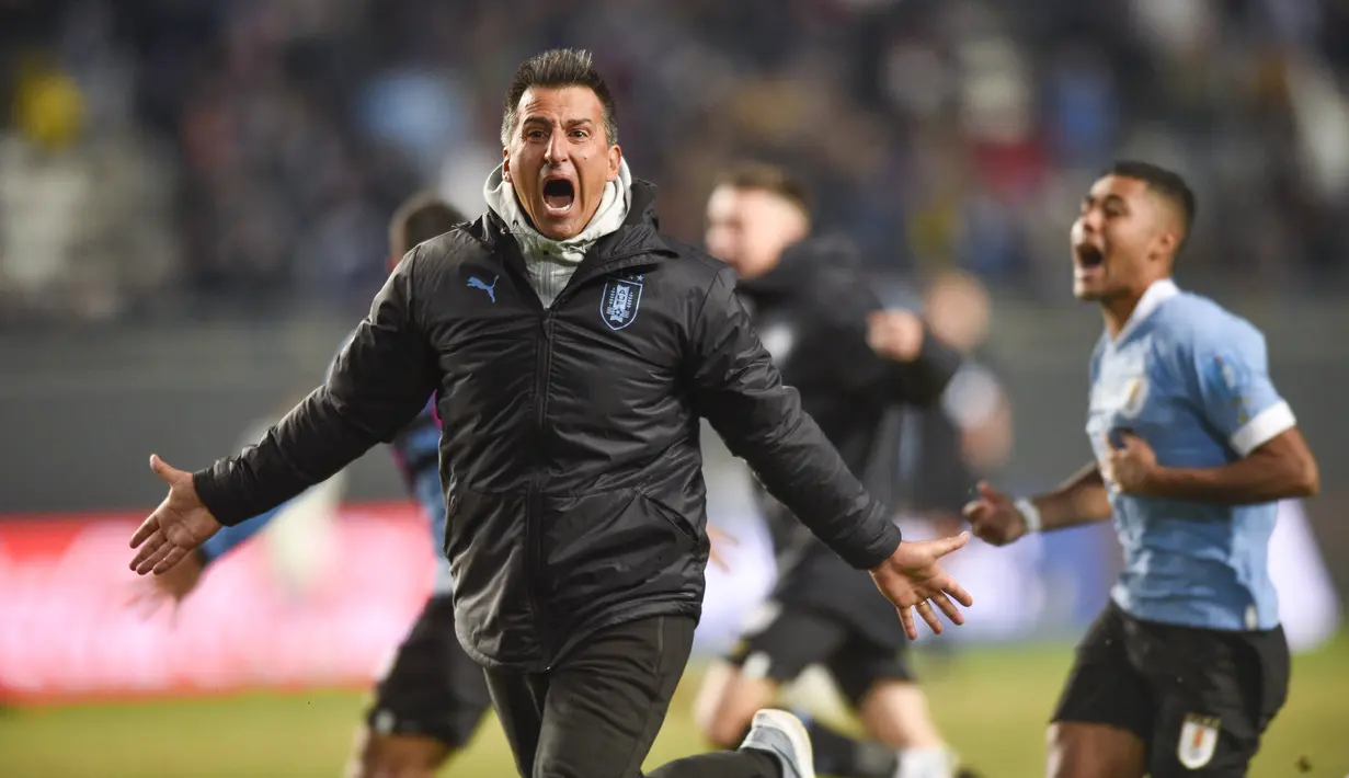 Laga berjalan ketat dan skor 0-0 bertahan hingga akhir babak kedua.  (AP Photo/Gustavo Garello)