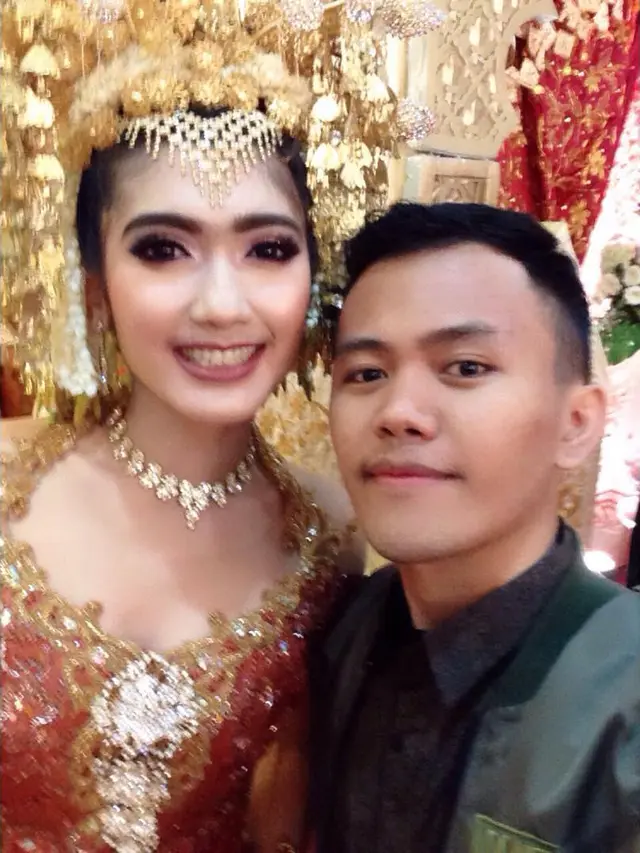 [Bintang] Revi Mariska