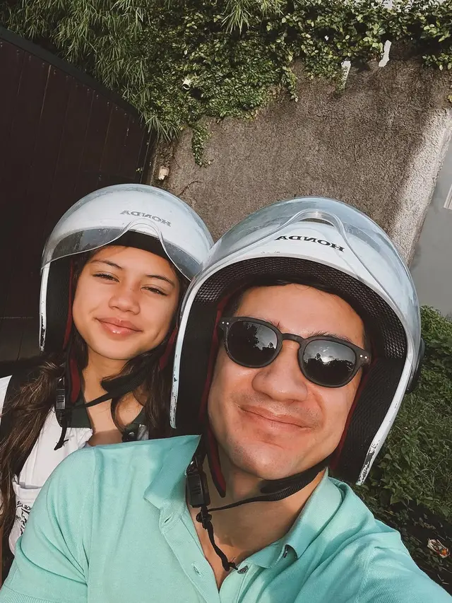 5 Potret Kekompakan Andrew White dengan Sarah Deana di Setiap Momen, Kehangatan Keluarga Harmonis (credit: instagram/andrew.white._).