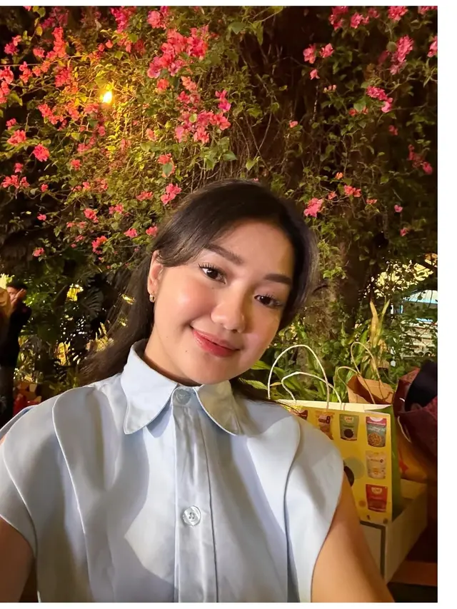 7 Potret Tamu Artis di Gender Reveal Vika Kolesnaya Istri Billy Syahputra, Meriah